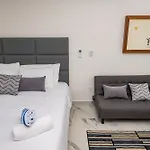 Lujo Y Calidez En Barcelona Condos